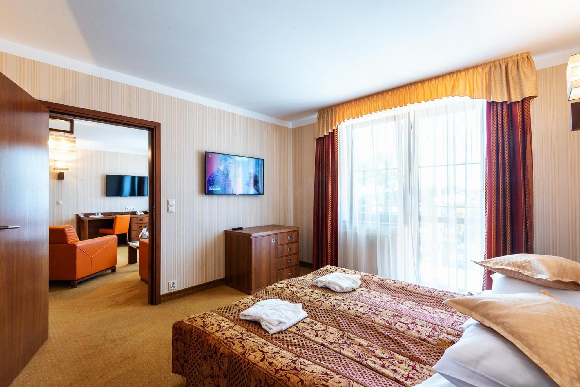 Dworek Morski Spa & Wellness เมียลโน ภายนอก รูปภาพ